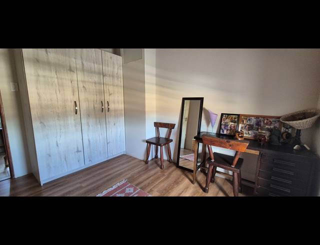 5 BEDROOM HOUSE FOR SALE IN KLEIN DASSENBERG